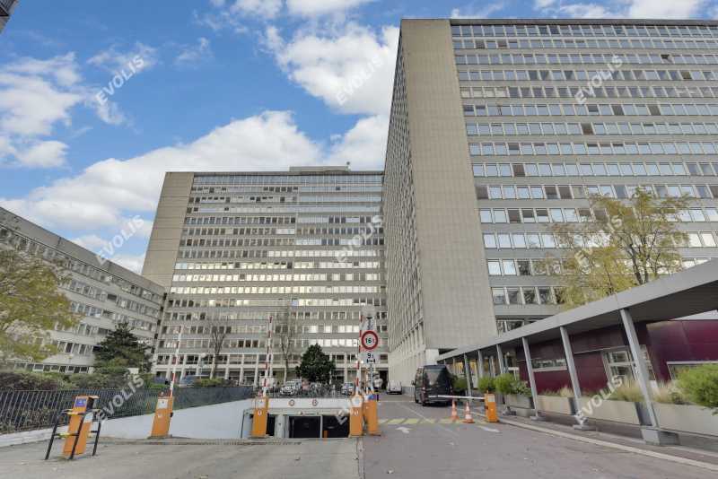 À louer – bureaux divisibles de 279 m² à 865 m² à Clichy à proximité de Paris (93)