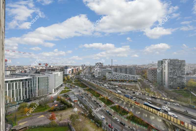 À louer – bureaux divisibles de 279 m² à 865 m² à Clichy à proximité de Paris (93)