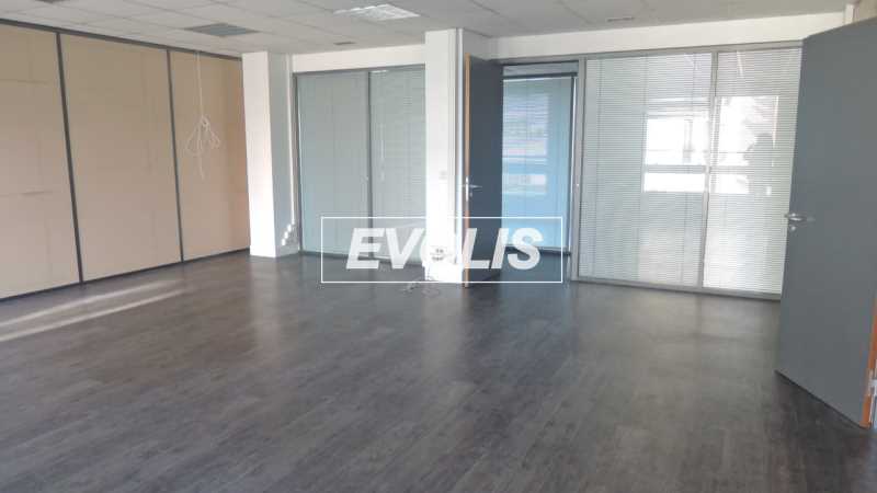 À louer – bureaux divisibles de 411 m² à 1 303 m² à Saint-Ouen à proximité de Paris (93)