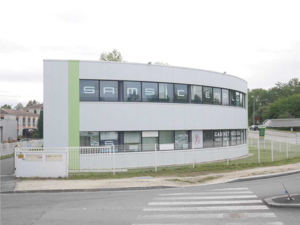 À louer – bureaux divisibles de 46 m² à 303 m² à Cenon