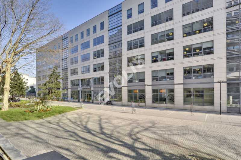 À louer – bureaux divisibles de 500 m² à 2 268 m² à Saint-Denis