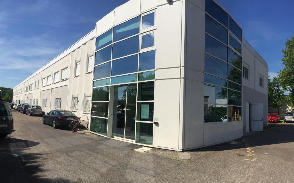 À louer – Bureaux en pépinière d&rsquo;entreprises à 25 minutes de Paris – Montesson (78)