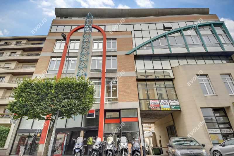 À louer – bureaux non divisibles de 120 m² à Montreuil