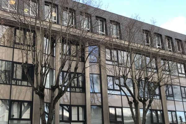 À louer – bureaux non divisibles de 211 m² à Chaville, proche de Paris