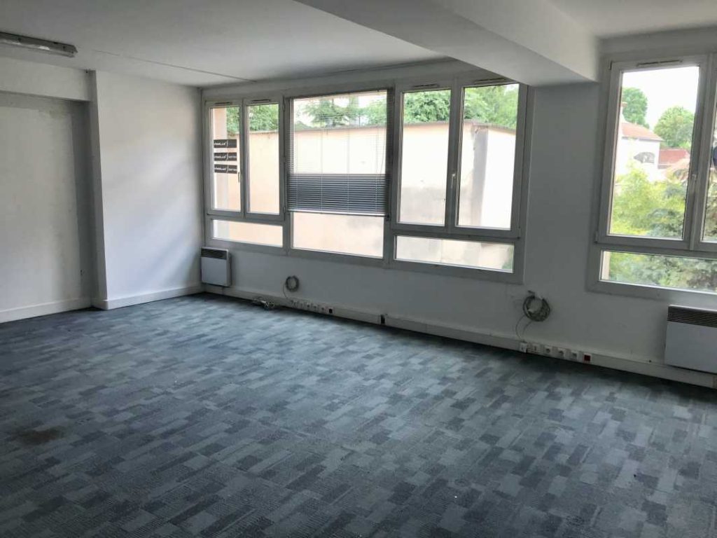 À louer – bureaux non divisibles de 211 m² à Chaville, proche de Paris