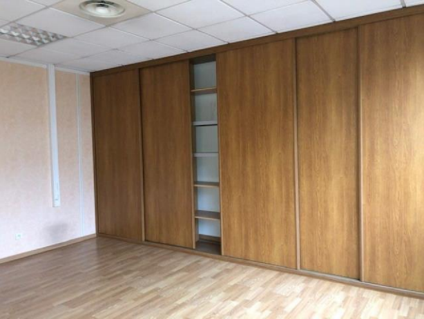 À louer – bureaux non divisibles de 230 m² à Avignon