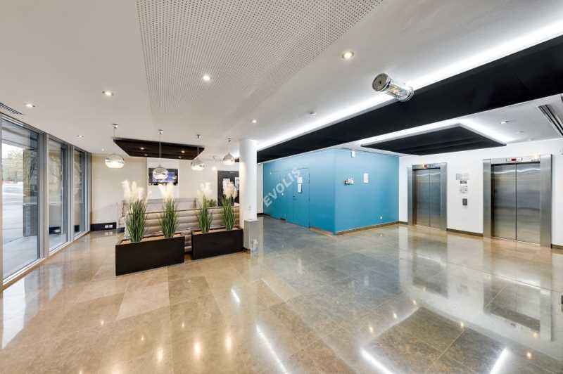 À louer – bureaux non divisibles de 244 m² à Saint-Denis