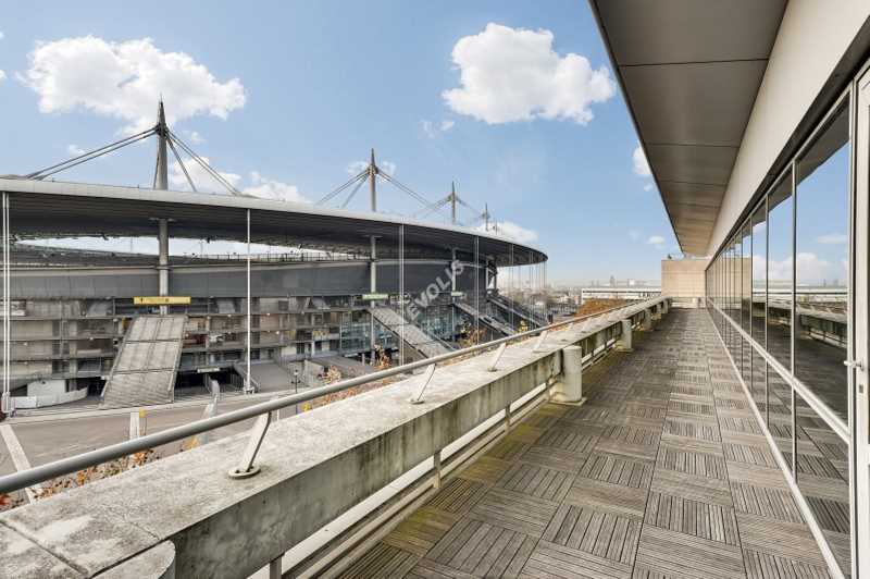 À louer – bureaux non divisibles de 988 m² à Saint-Denis