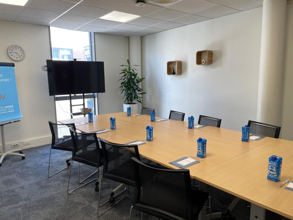 À louer – Bureaux privatifs de 13 à 22 m² et postes en coworking dans le quartier Euronantes de Nantes – Loire-Atlantique (44)