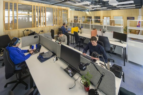 À louer – Bureaux privatifs de 9 à 26 m² au sein d’un espace de coworking dédié à l’innovation numérique à Saint-Nazaire – Loire-Atlantique (44)