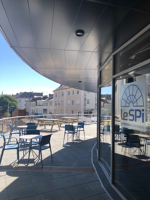 À louer – Bureaux privatifs de 9 à 26 m² au sein d’un espace de coworking dédié à l’innovation numérique à Saint-Nazaire – Loire-Atlantique (44)