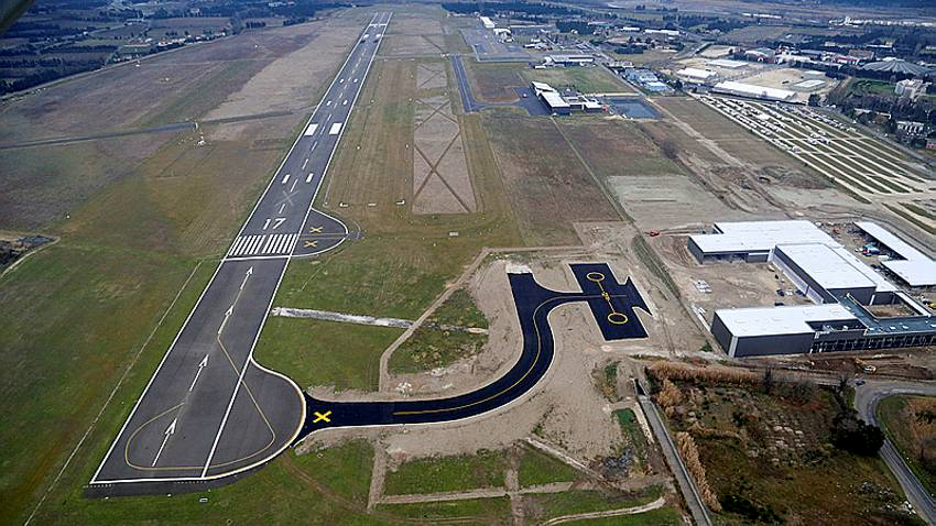 À louer – entrepôt aéronautique de 353 m² à 1 517 m² à Avignon