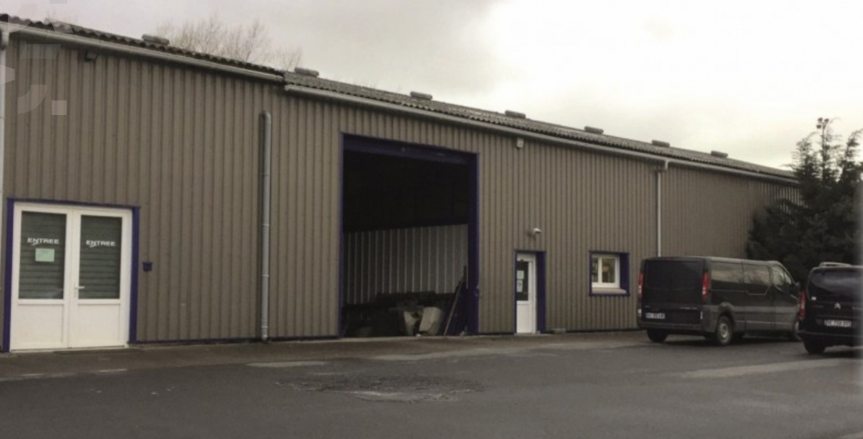 À louer – entrepôt de 1 196 m² à Calais