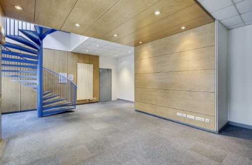 A louer, entrepôt de 1 700 à 4 830 m² proche de Paris – 91