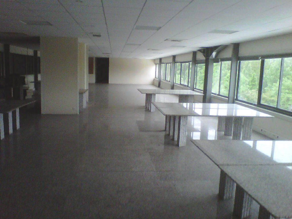 A louer, entrepôt de 2 500 m² en région parisienne – 91