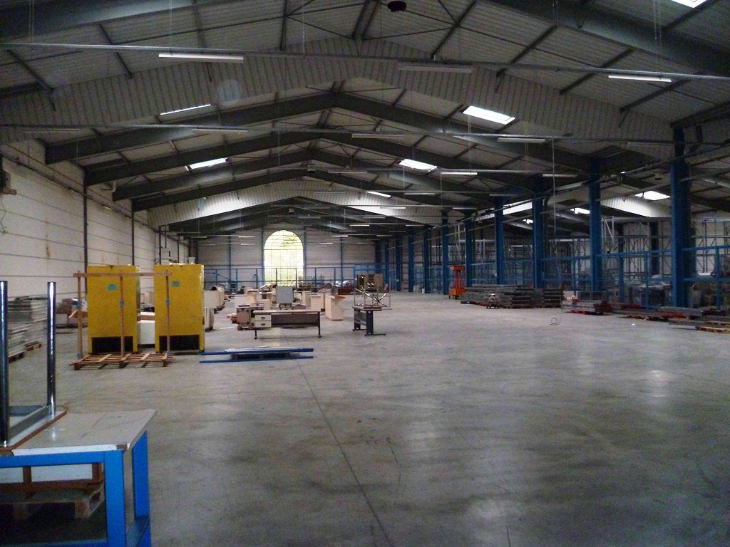 A louer, entrepôt de 2 500 m² en région parisienne – 91