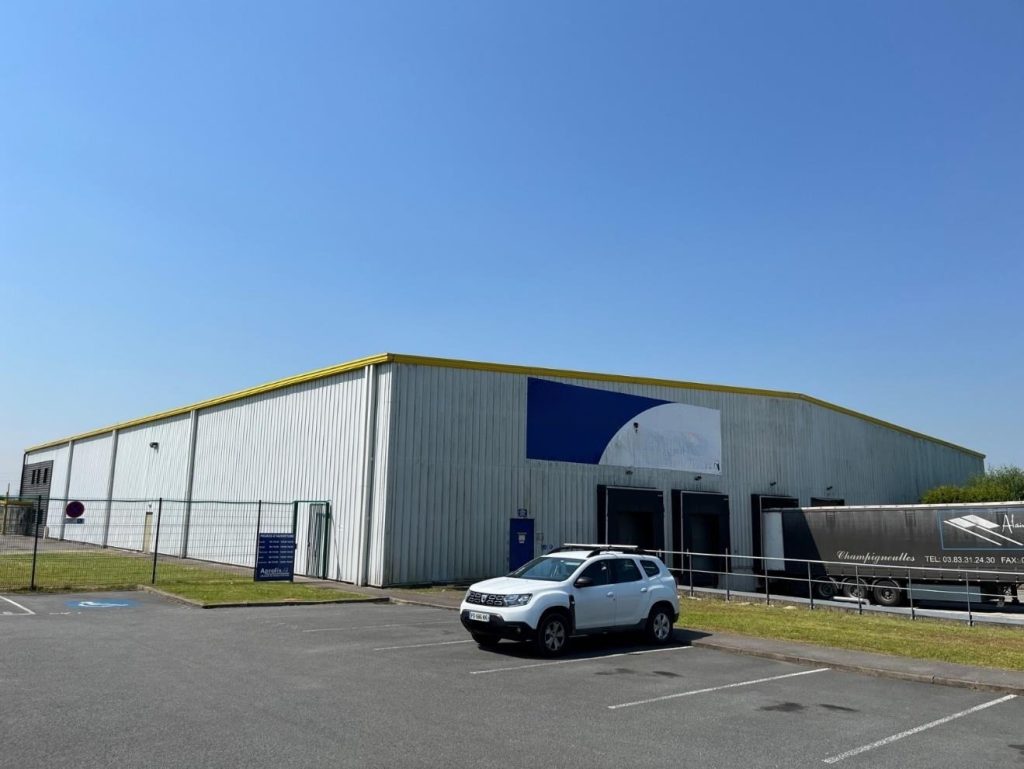 À louer – Entrepôt de 3 150 m² à proximité de Calais – Pas-de-Calais (62)
