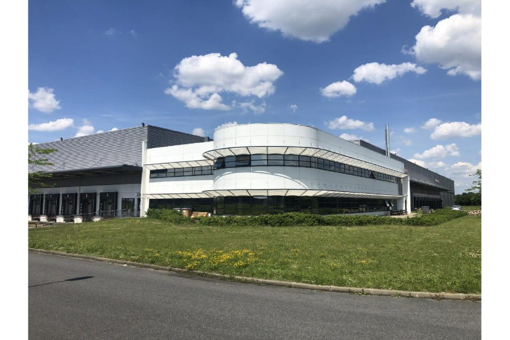 À louer – Entrepôt de 30 180 m² proche d’Orléans à Meung-sur-Loire – Loiret (45)