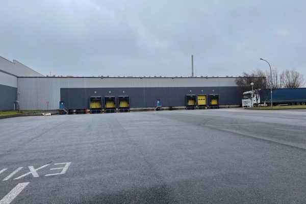 À louer – Entrepôt de 4 850 m² dans la Zone Marcel Doret à Calais – Pas-de-Calais (62)