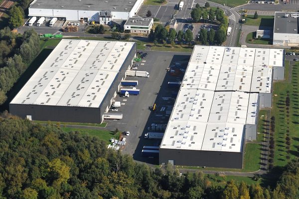 À louer – entrepôt de 500 à 11 300 m² au Meux