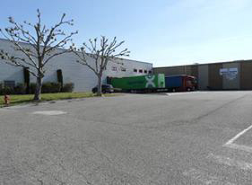 À louer – Entrepôt de 8 500 m² à Orange