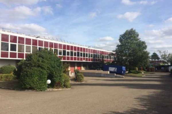 À louer – entrepôt divisible de 1 166 m² à 3 500 m² à Maurepas
