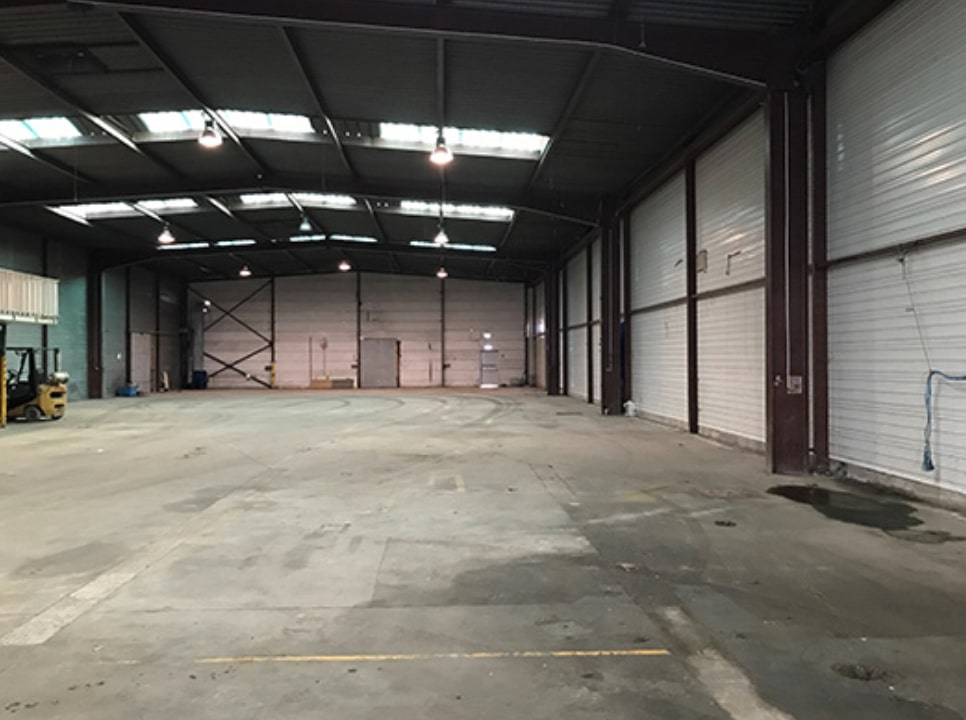 À louer – entrepôt divisible de 2 700 m² à Calais