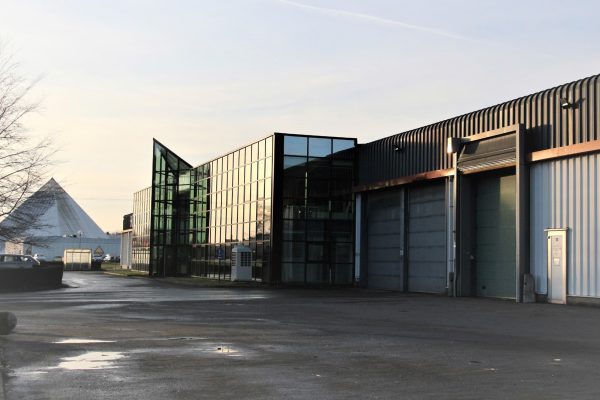À louer – entrepôt entre 1 120 et 1 460 m² à Avelin
