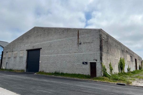 À louer – Entrepôt industriel de 1 915 m² dans la Zone d&rsquo;activités Terrasses de Coquelles à Calais – Pas-de-Calais (62)