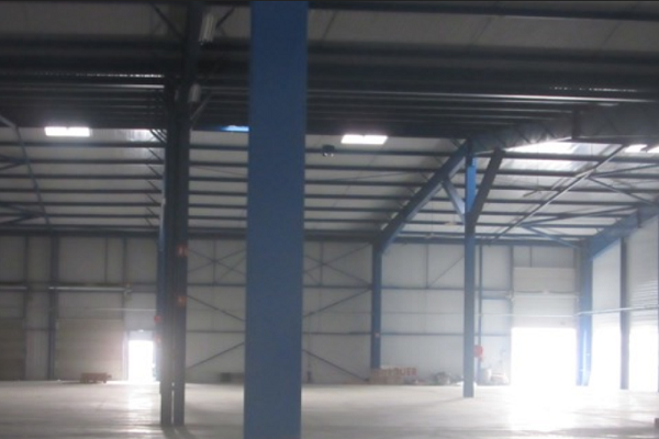 À louer – Entrepôt Industriel de 2580 m² à Niort – Nouvelle-Aquitaine