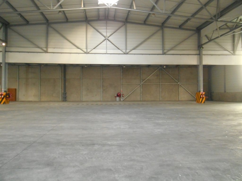 À Louer – Entrepôt industriel de 4 666 m² en zone portuaire à Calais (62)