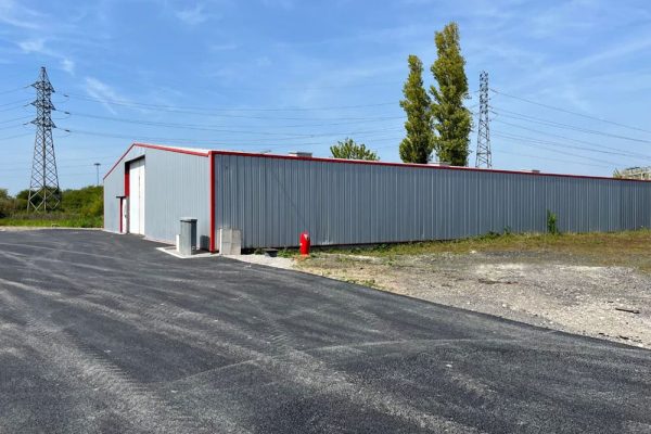 À louer – Entrepôt industriel de 735 m² dans la Zone d&rsquo;activités Terrasses de Coquelles à Calais – Pas-de-Calais (62)