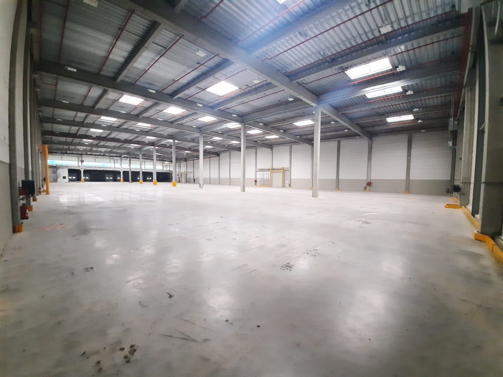 À louer – Entrepôt logistique de 13 350 m² divisible à Argenteuil – Val-d&rsquo;Oise (95)