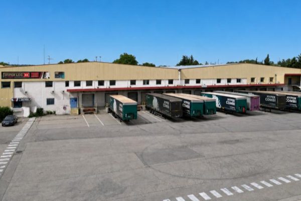 À louer – Entrepôt logistique de 16 863 m² dans la Zone d’activités de Courtine à Avignon – Vaucluse (84)