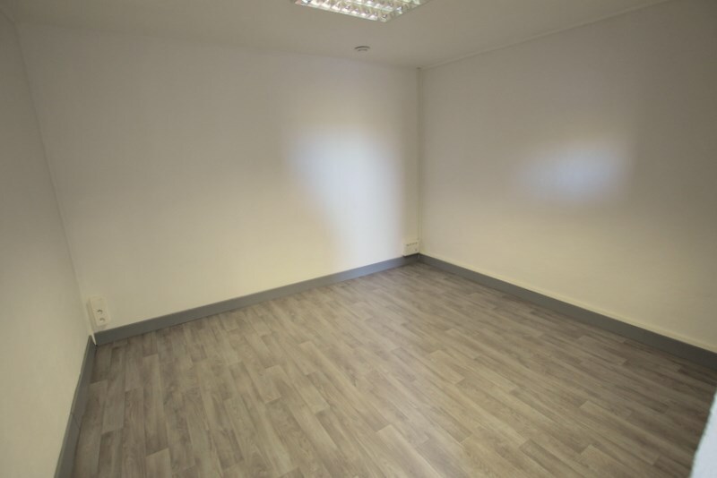 À louer – entrepôt non divisible de 330 m² à Saint-Léger-sur-Dheune, proche de Mâcon (71)