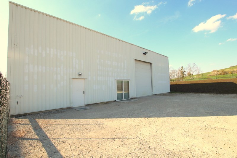 À louer – entrepôt non divisible de 330 m² à Saint-Léger-sur-Dheune, proche de Mâcon (71)