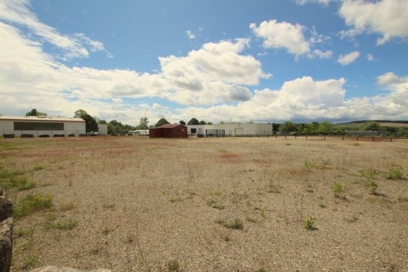 À louer – entrepôt non divisible de 330 m² à Saint-Léger-sur-Dheune, proche de Mâcon (71)