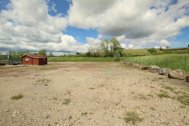 À louer – entrepôt non divisible de 330 m² à Saint-Léger-sur-Dheune, proche de Mâcon (71)