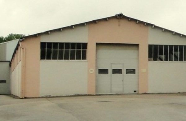 À louer – entrepôt non divisible de 372 m² à Chalon-sur-Saône, proche de Mâcon (71)