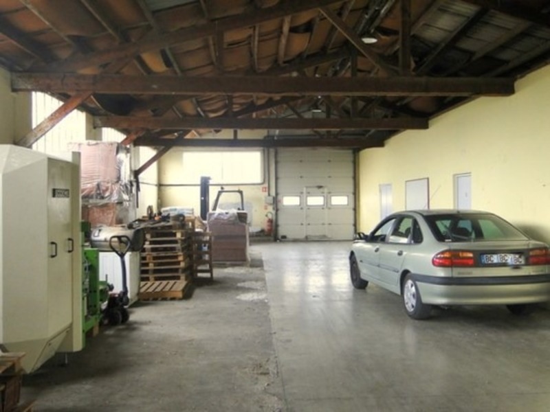 À louer – entrepôt non divisible de 372 m² à Chalon-sur-Saône, proche de Mâcon (71)