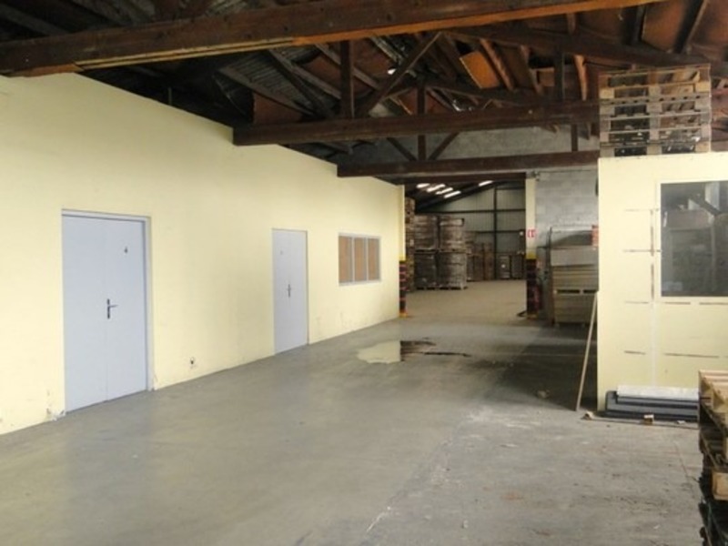 À louer – entrepôt non divisible de 372 m² à Chalon-sur-Saône, proche de Mâcon (71)