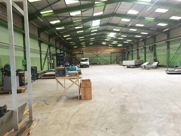 A louer – Entrepôts 1320m² – Meaux