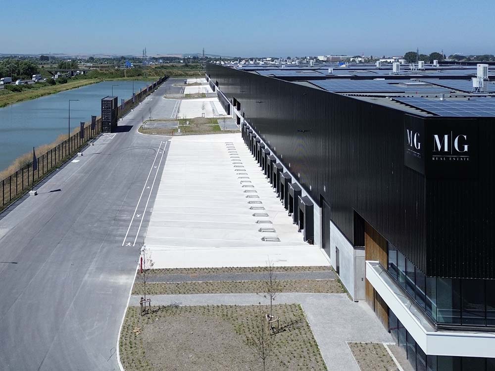 À louer – Entrepôts industriels de 6 000 à 98 000 m² à Calais – Pas-de-Calais (62)