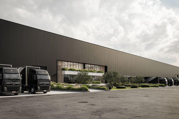 À louer – Entrepôts industriels de 6 000 à 98 000 m² à Calais – Pas-de-Calais (62)