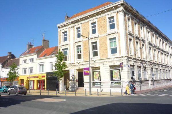 À louer – local commercial de 300 m² en centre-ville de Calais