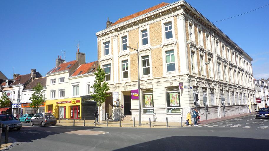 À louer – local commercial de 300 m² en centre-ville de Calais