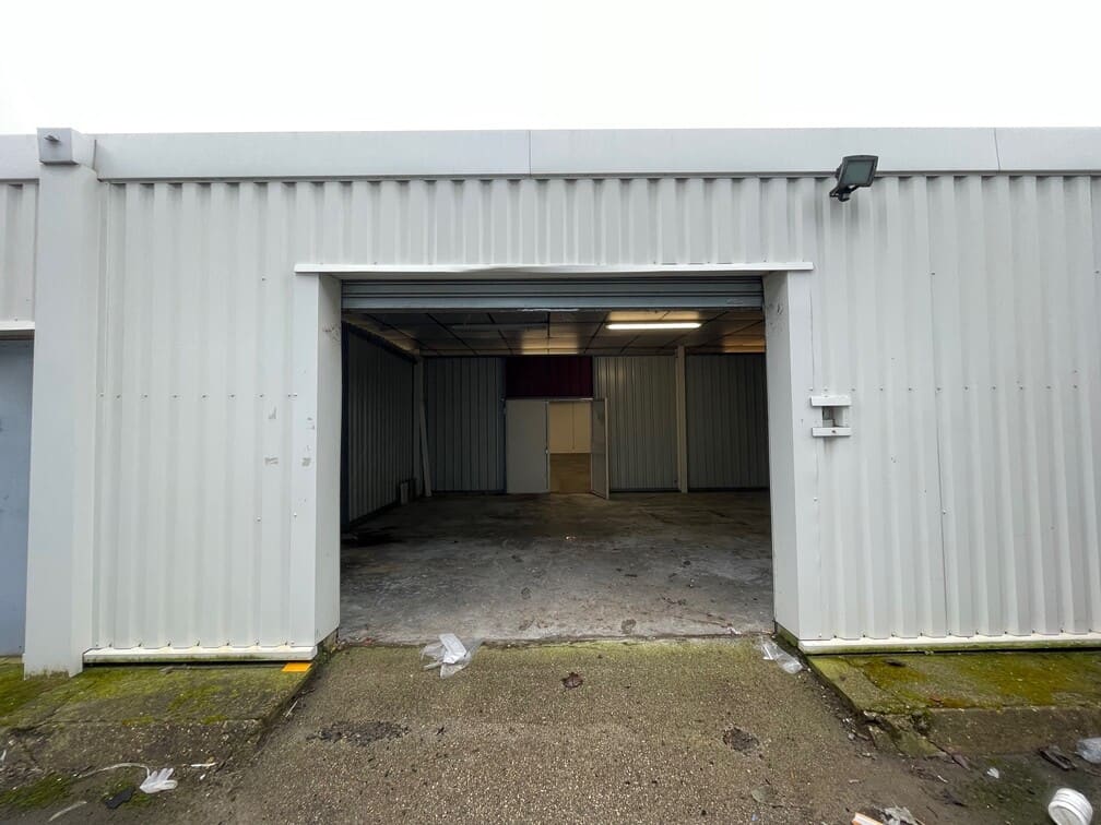 À louer – Local d’Activités de 1 047 m² à proximité de la Zone d’Activités Marcel Doret de Calais – Pas-de-Calais (62)