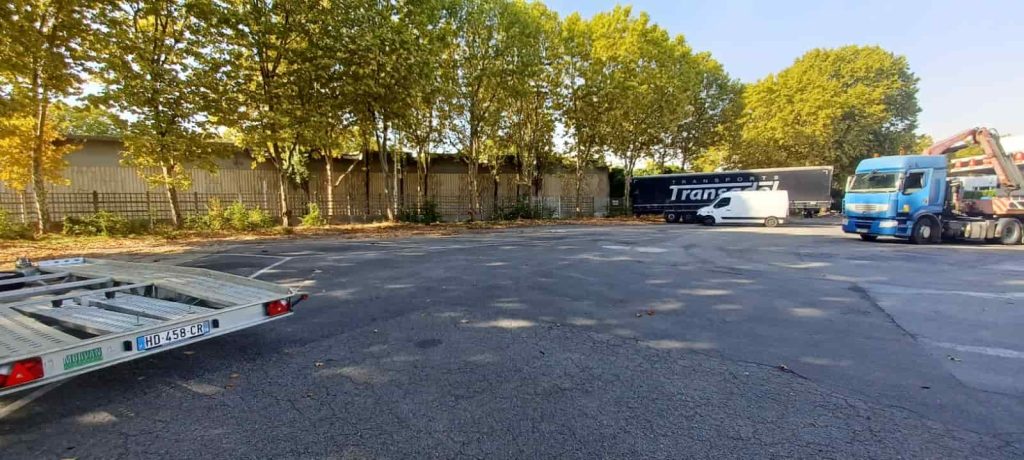 À louer – Local d’activités de 1 500 m² à Villeneuve-la-Garenne – Hauts-de-Seine (92)