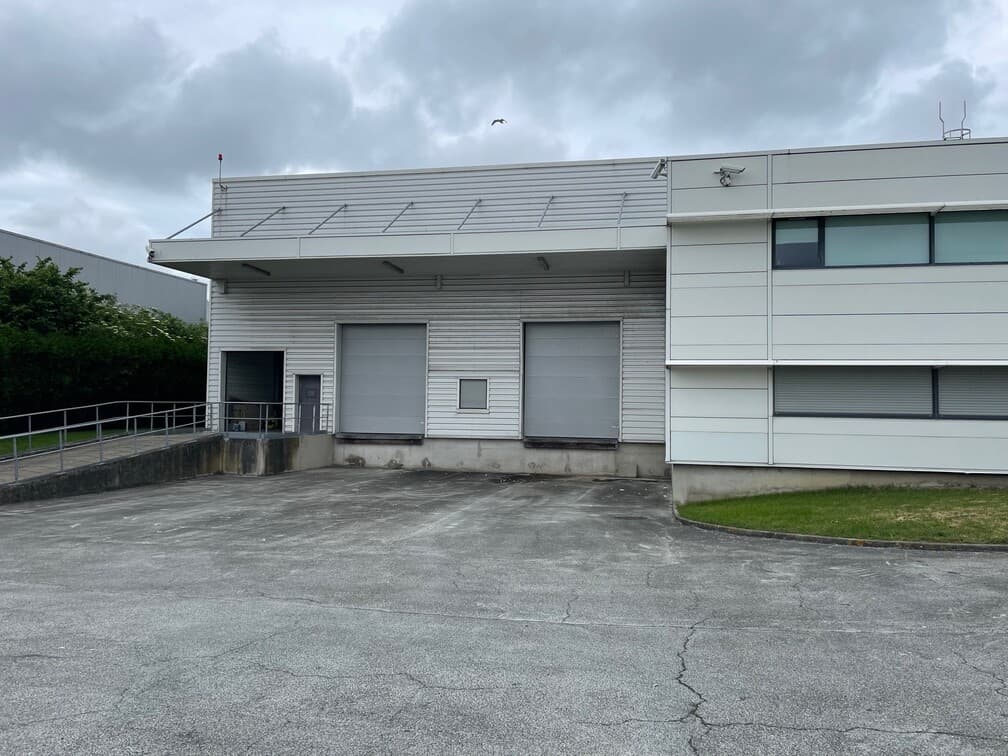 À louer – Local d’activités de 1 928 m² dans la Zone Marcel Doret à Calais – Pas-de-Calais (62)