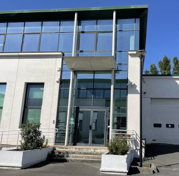 À louer – Local d’activités de 1049 m² à Villeneuve la Garenne (92)